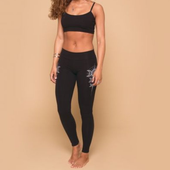 USA Made Eco Friendly Lunar Leggings - Picture 5 of 7